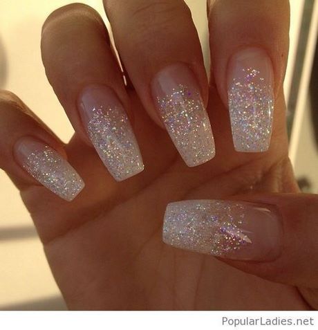 white-sparkly-nails-69_16 Unghii albe sclipitoare