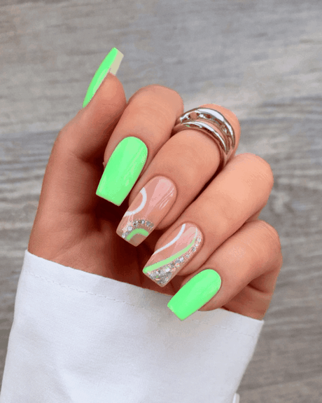 bright-nail-designs-2023-72_2 Modele de unghii strălucitoare 2023