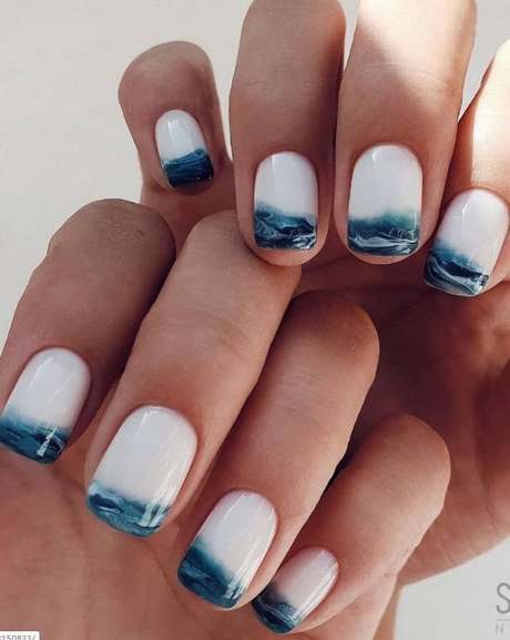 easy-summer-nail-designs-2023-67_7 Modele ușoare de unghii de vară 2023