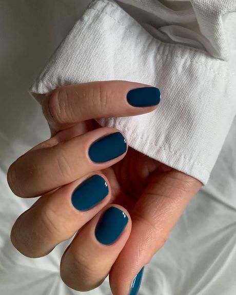 fall-nail-color-ideas-2023-11_2 Idei de culoare a unghiilor de toamnă 2023