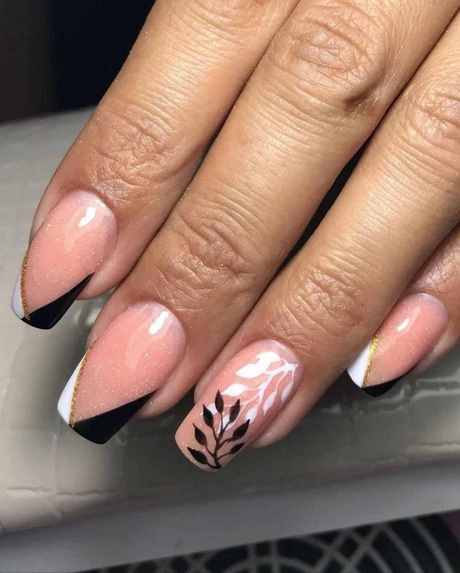 nail-art-for-fall-2023-73 Nail art pentru toamna anului 2023