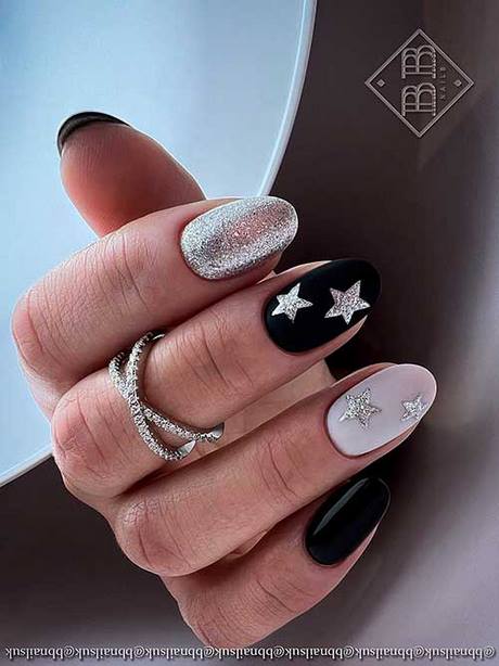 nail-designs-for-september-2023-99_14 Modele de unghii pentru septembrie 2023