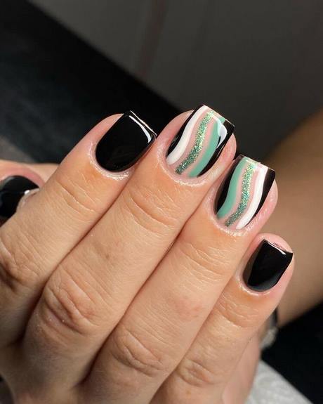 nails-design-for-new-year-2023-94_4 Design de unghii pentru Anul Nou 2023