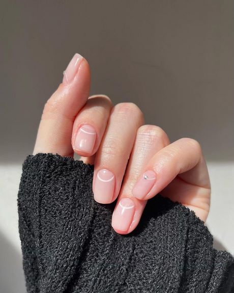 new-nail-trends-summer-2023-24_2 Noi tendințe de unghii vara 2023