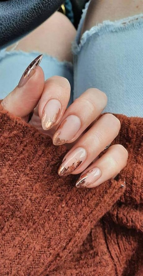 trendy-nail-colors-fall-2023-37_2 Culorile la modă ale unghiilor toamna 2023