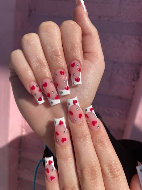 valentines-day-nail-designs-2023-92_11 Modele de unghii de Ziua Îndrăgostiților 2023