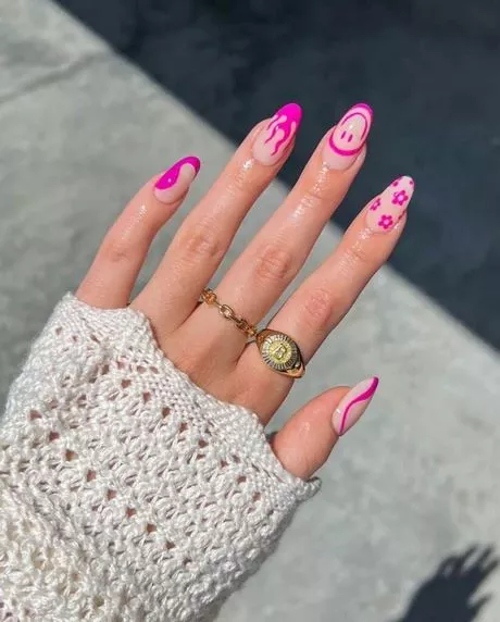 bright-pink-nail-designs-2023-56_2-9 Modele de unghii roz strălucitoare 2023