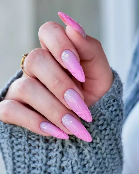 hot-pink-and-white-nail-designs-2023-20_15-9 Modele de unghii roz și alb 2023