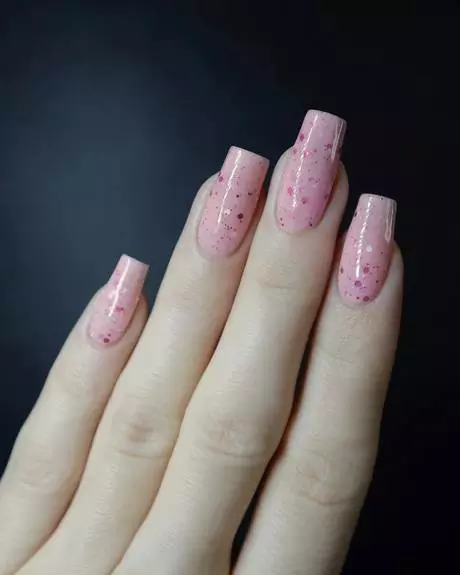 hot-pink-and-white-nail-designs-2023-20_16-10 Modele de unghii roz și alb 2023