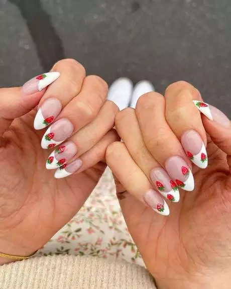 nail-designs-summer-2023-white-39_11-4 Modele de unghii vara 2023 alb