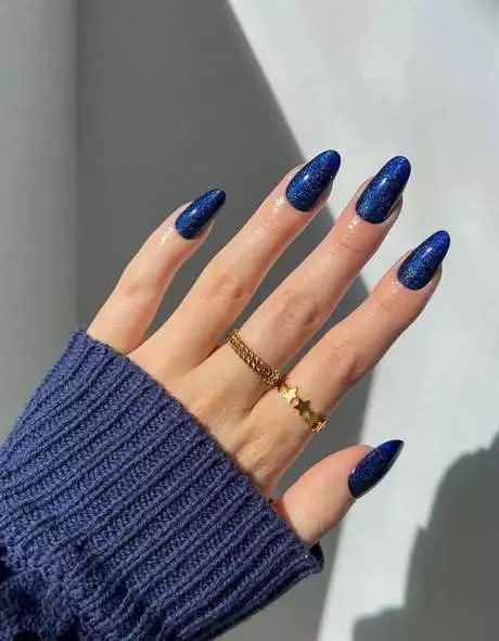 navy-blue-nail-designs-2023-47_2-12 Modele de unghii bleumarin 2023