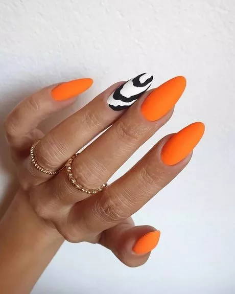 orange-nail-designs-2023-short-nails-87_5-14 Modele de unghii portocalii 2023 unghii scurte