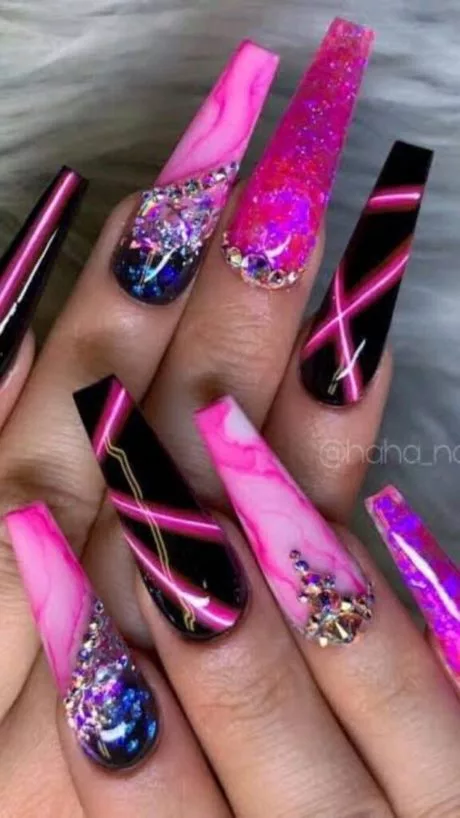 pink-nail-designs-2023-coffin-24_4-14 Modele de unghii roz 2023 sicriu