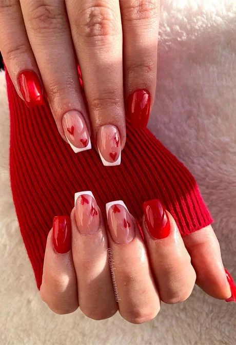 red-short-nail-designs-2023-48_8-18 Modele de unghii scurte roșii 2023