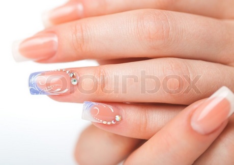 beautiful-french-manicure-nails-34_19 Unghii frumoase de manichiură franceză