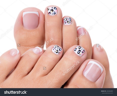 beautiful-french-manicure-nails-34_7 Unghii frumoase de manichiură franceză