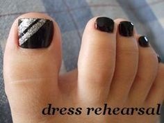 black-and-gold-toe-nail-designs-09_5 Modele de unghii negre și aurii