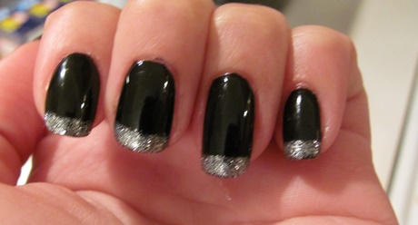 black-and-silver-manicure-14_3 Manichiură neagră și argintie