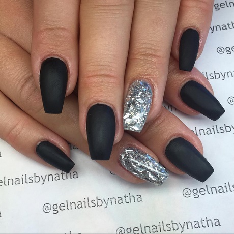 black-and-silver-nails-61_20 Unghii negre și argintii