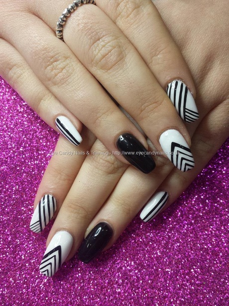black-and-white-gel-nails-74_10 Unghii cu gel alb-negru
