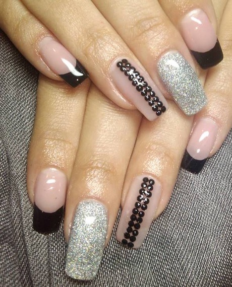 black-french-manicure-designs-58_9 Modele de manichiură franceză neagră