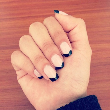 black-french-manicure-nails-81_6 Unghii negre de manichiură franceză