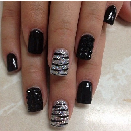 black-n-silver-nails-26 Negru n cuie de argint