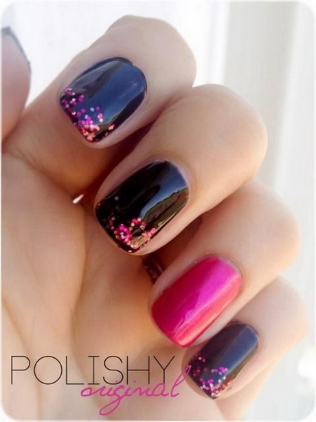 black-pink-nails-04_7 Negru unghii roz