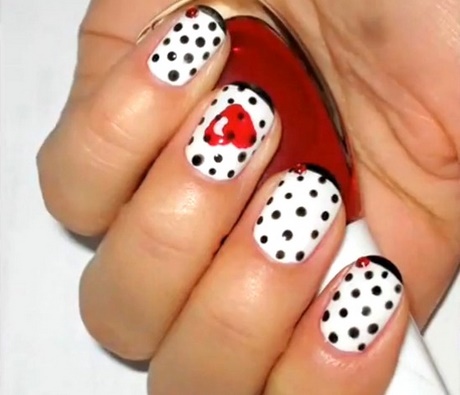 black-red-and-white-nails-09_9 Negru roșu și alb cuie