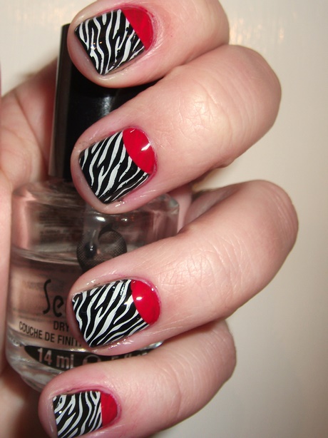 black-red-white-nails-31_16 Negru roșu alb cuie