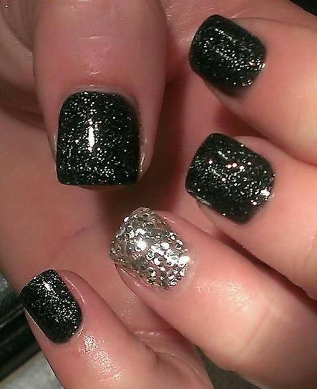 black-sparkle-nail-designs-88_17 Modele de unghii cu sclipici negre