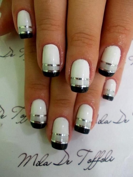black-white-and-gray-nail-designs-88_15 Modele de unghii alb-negru și gri
