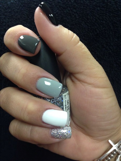 black-white-and-gray-nail-designs-88_3 Modele de unghii alb-negru și gri