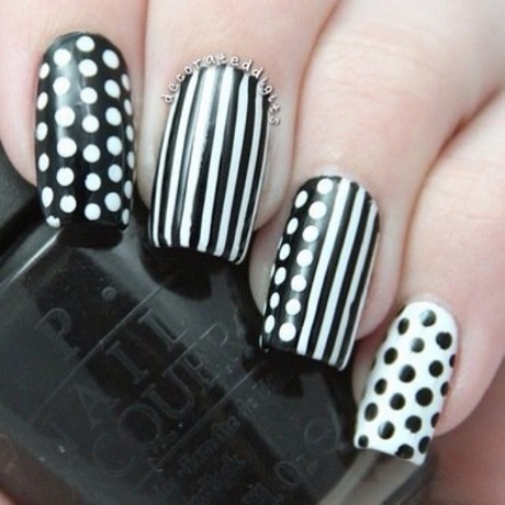 black-white-and-grey-nail-designs-30_10 Modele de unghii alb-negru și gri