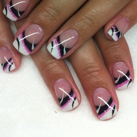 black-white-and-pink-nail-designs-30_11 Modele de unghii alb-negru și roz