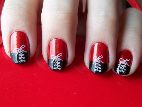black-white-and-red-nail-art-39_19 Negru alb și roșu nail art