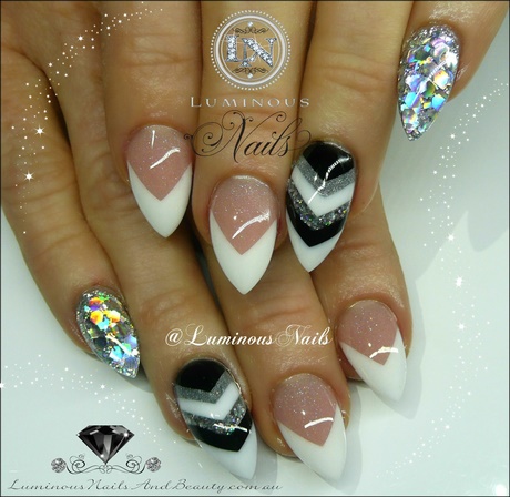 black-white-and-silver-nails-95_15 Negru alb și argint cuie