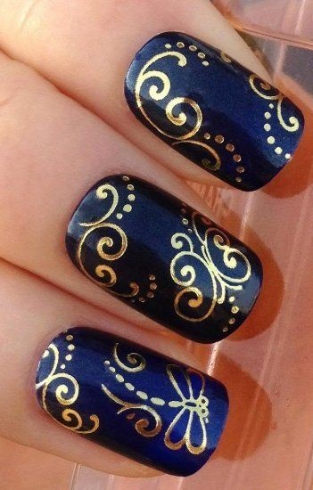 blue-and-gold-nail-designs-73_17 Modele de unghii albastre și aurii