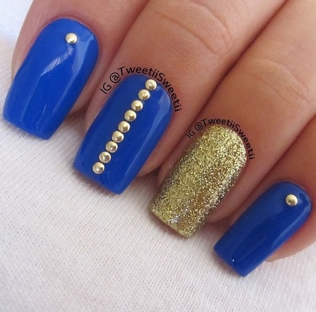 blue-and-gold-nail-designs-73_9 Modele de unghii albastre și aurii