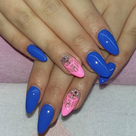 blue-pink-nails-36_4 Albastru unghii roz