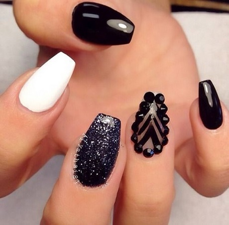 classy-black-nails-45_18 Elegant unghiile negre