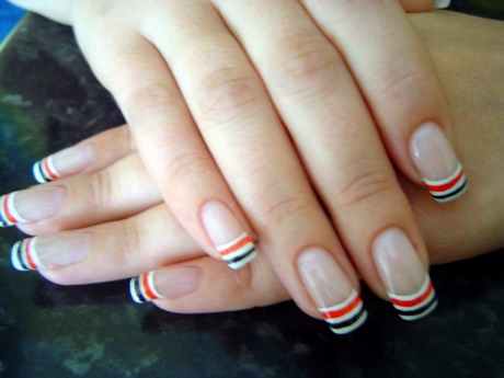 color-french-nail-designs-76_20 Modele de unghii franceze de culoare