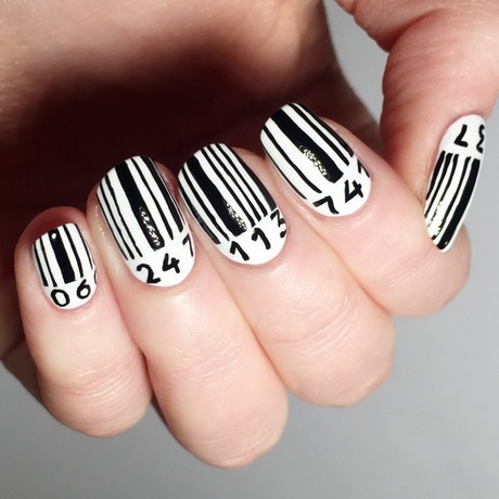 cool-black-and-white-nail-designs-28_4 Modele Cool de unghii alb-negru