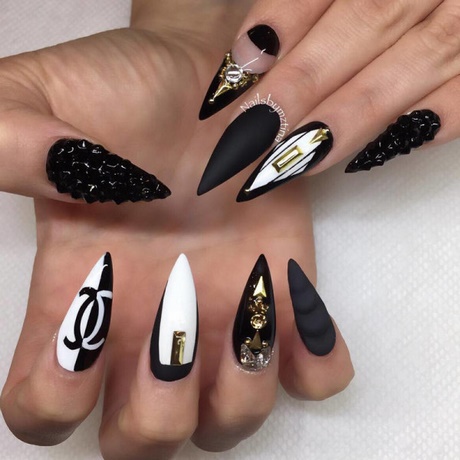 cute-nail-designs-black-and-white-68_10 Modele drăguțe de unghii alb-negru