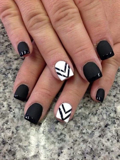 cute-nail-designs-black-and-white-68_20 Modele drăguțe de unghii alb-negru