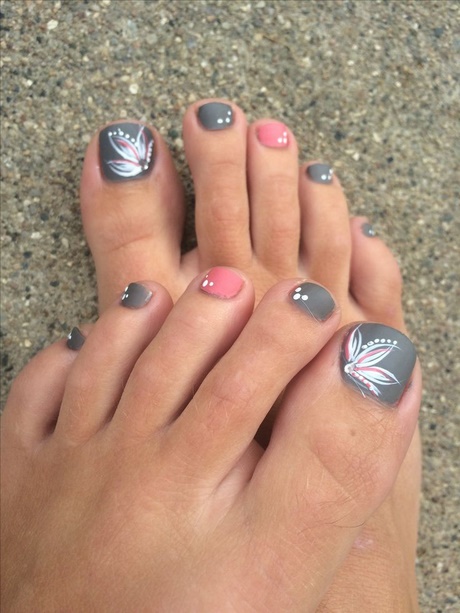 cute-toe-nail-polish-87_19 Drăguț deget de la picior lac de unghii