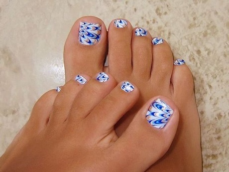 different-toe-nail-designs-62_7 Diferite modele de unghii de la picioare