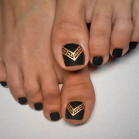 easy-big-toe-nail-designs-40_20 Ușor de mare deget de la picior unghii modele