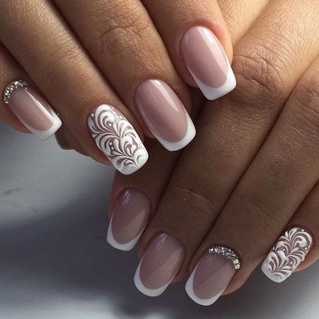 elegant-french-manicure-nail-designs-56_19 Modele elegante de unghii de manichiură franceză