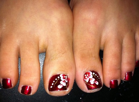 flower-nail-designs-for-toes-16_15 Modele de unghii de flori pentru degetele de la picioare